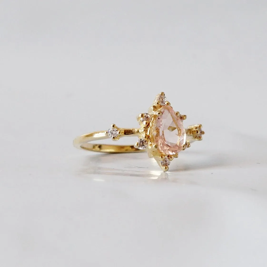 10K Morganite Crush Ring