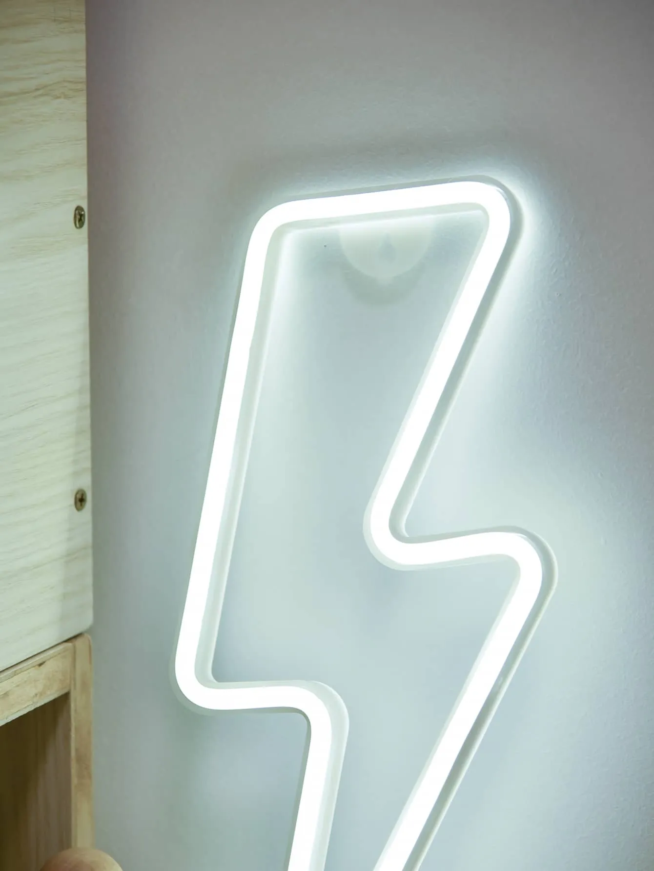 1pc Lightning Shaped Neon Light