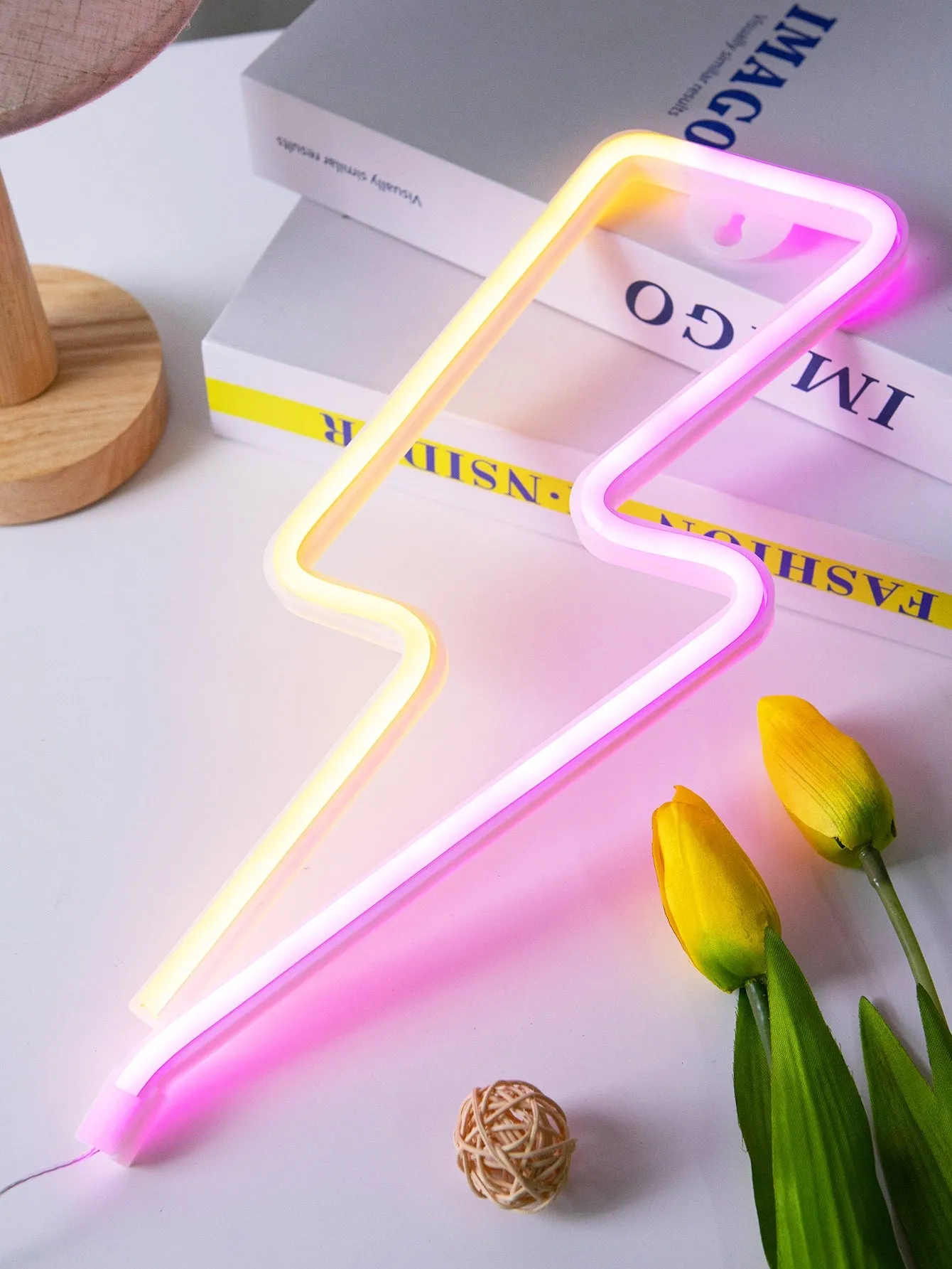 1pc Lightning Shaped Neon Light