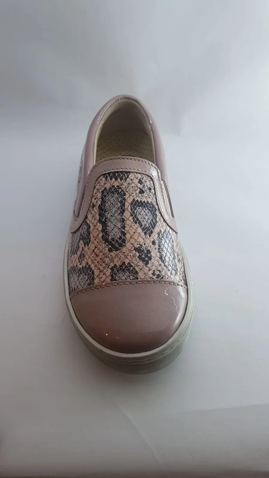 Beberlis Old Rose leopard Rustic Sneaker Shoe