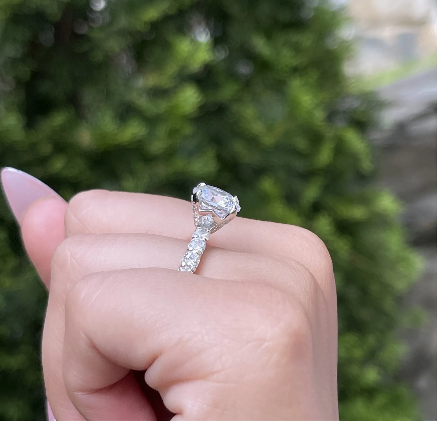 CELESTE MOISSANITE RING