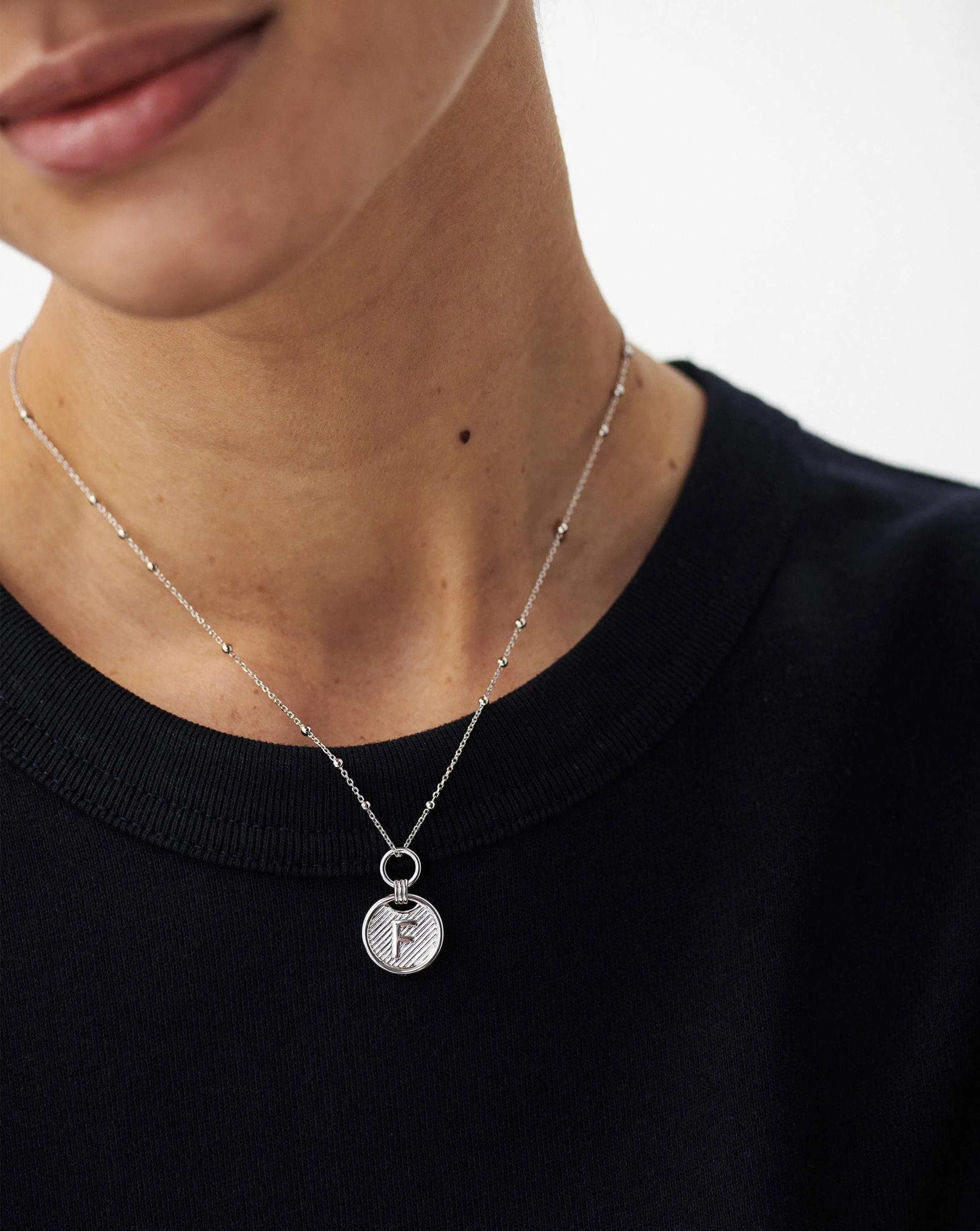 Initial Pendant Necklace  - Initial Q | Sterling Silver