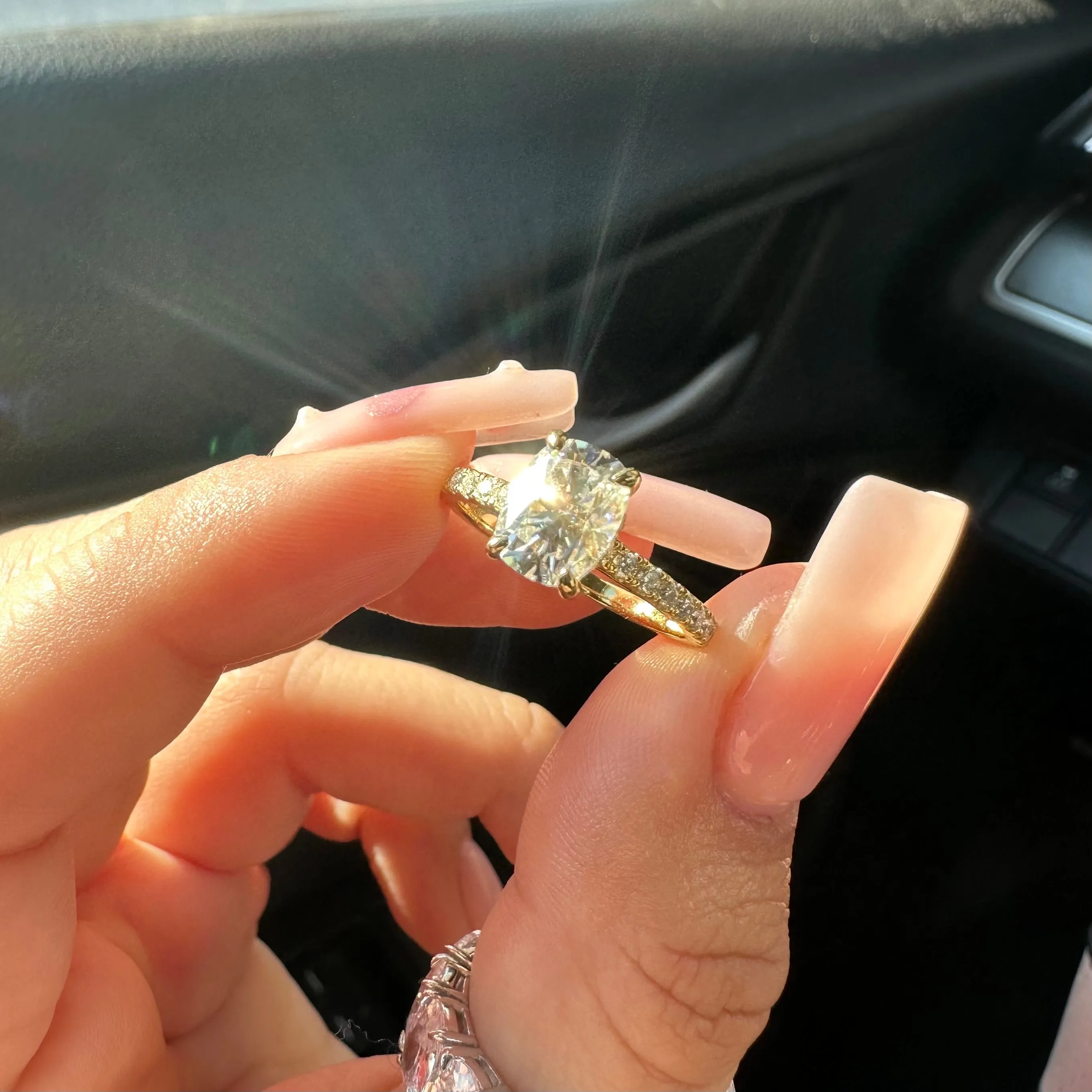 MADISON MOISSANITE RING