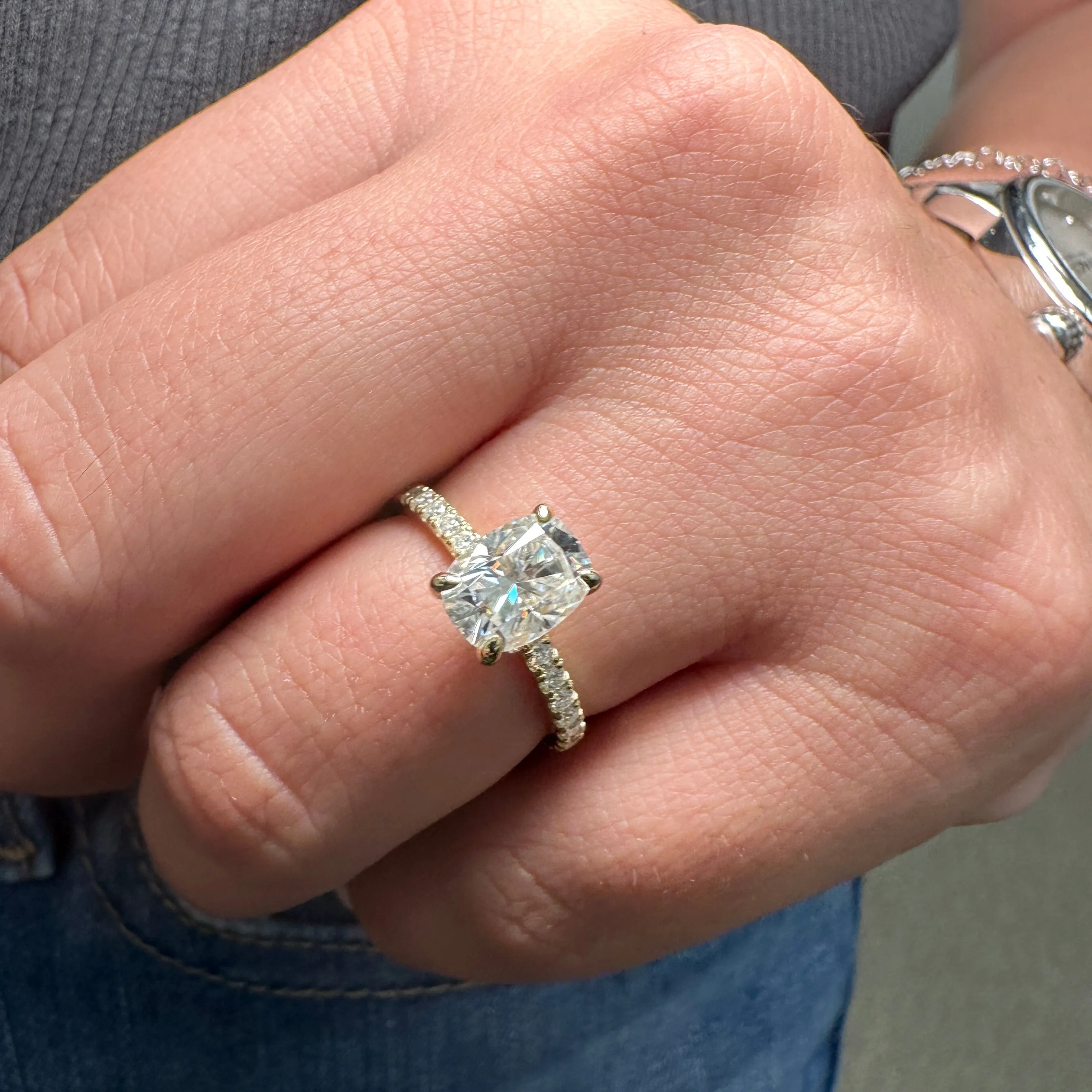 MADISON MOISSANITE RING