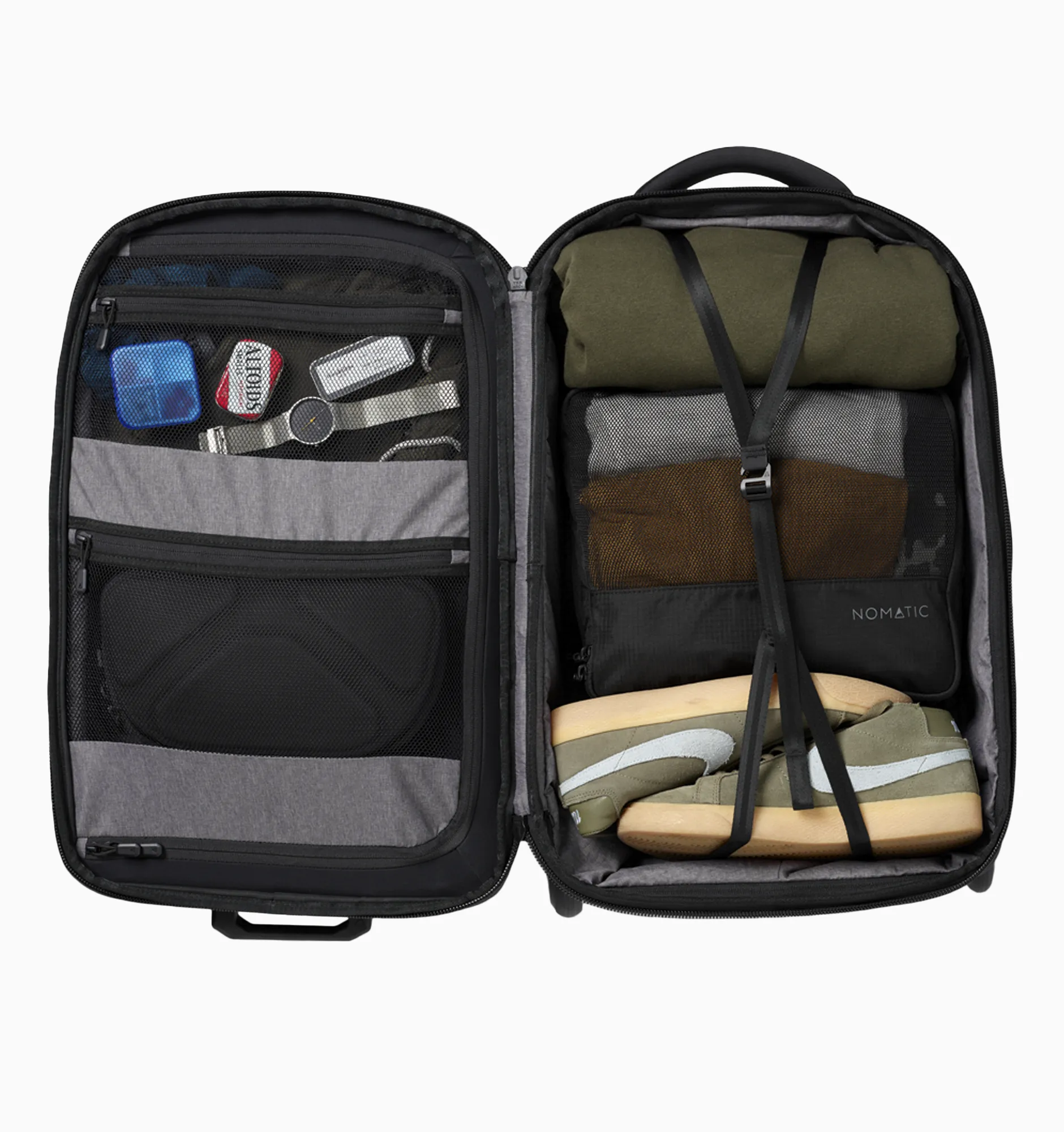 Nomatic Navigator Carry-On 37L