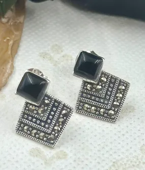 The Silver Marcasite Earstuds (Black)